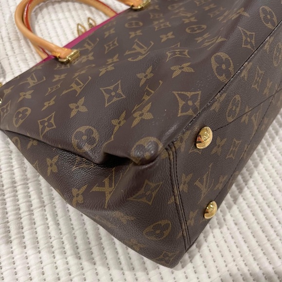 Authentic Louis Vuitton Monogram Pallas MM (Aurore) - Picture 6 of 16